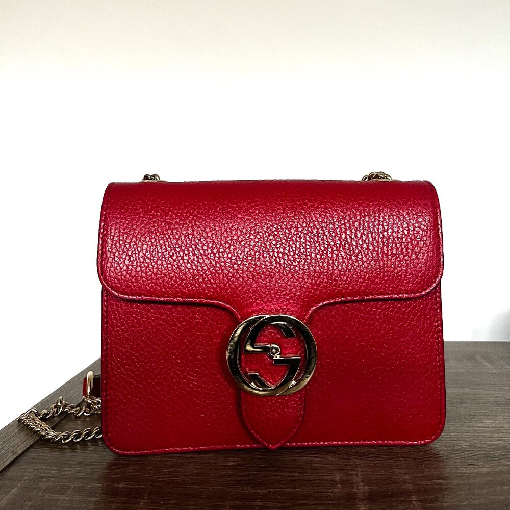 Gucci Interlocking G Shoulder Bag-Red Leather